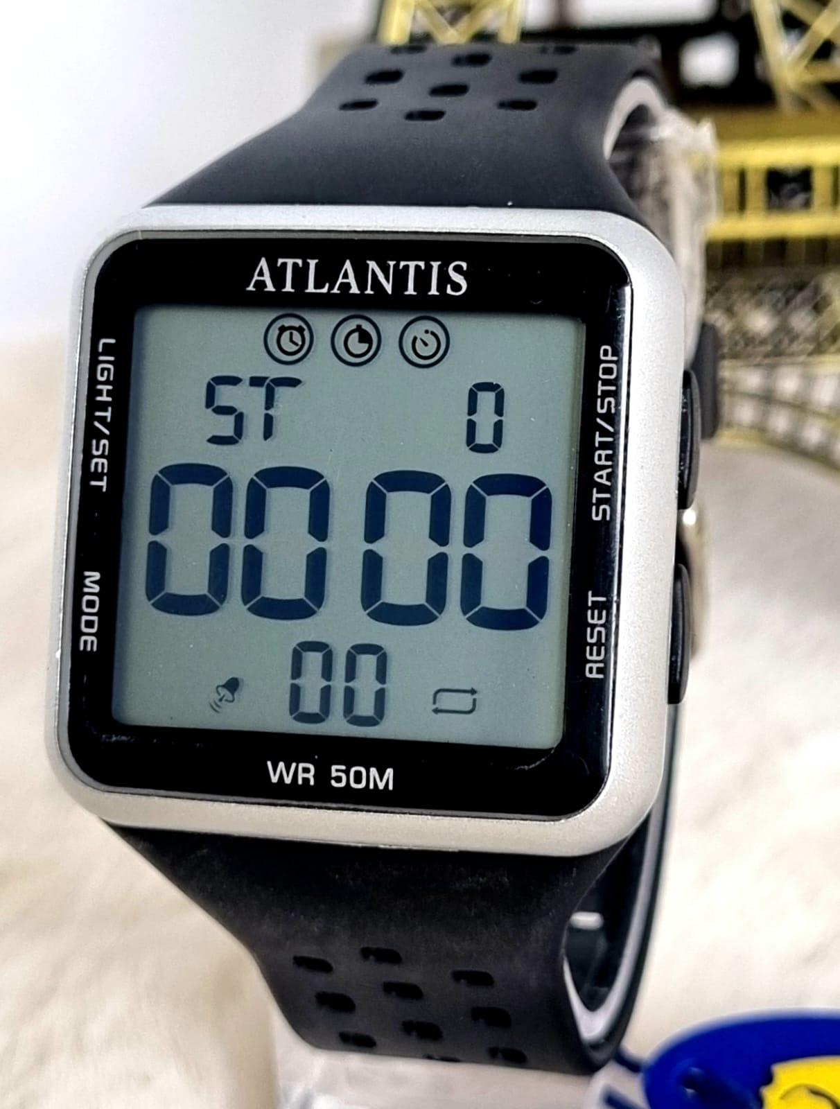 Relógio Digital Atlantis G8052