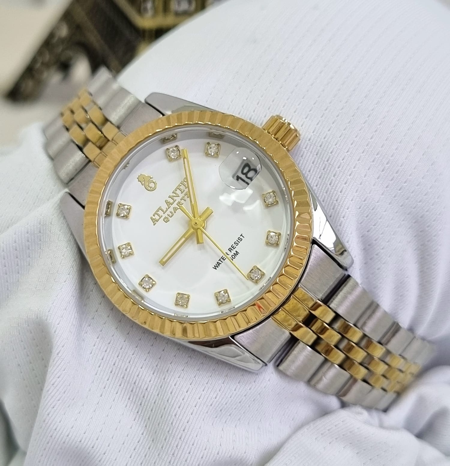 Relógio Feminino Atlantis W8022 Misto Fundo Branco