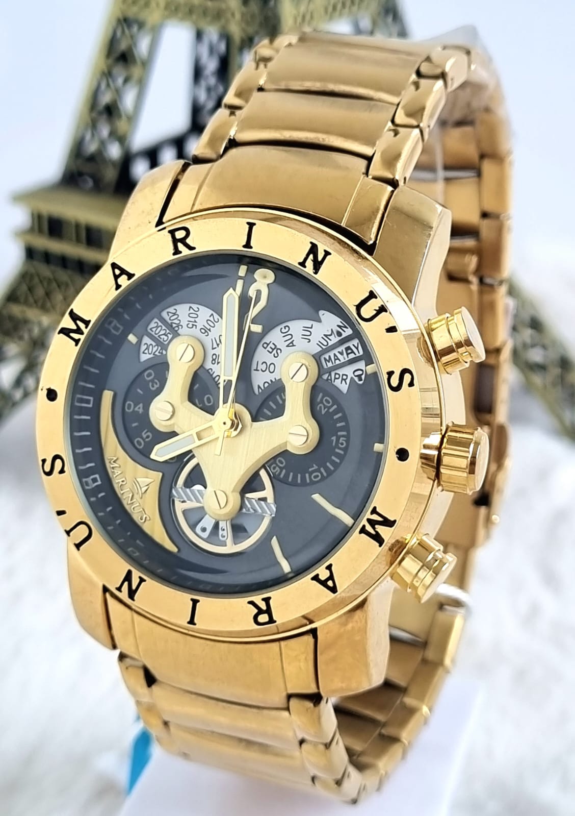 Relógio Marinu's Banhado a Ouro Dial Preto