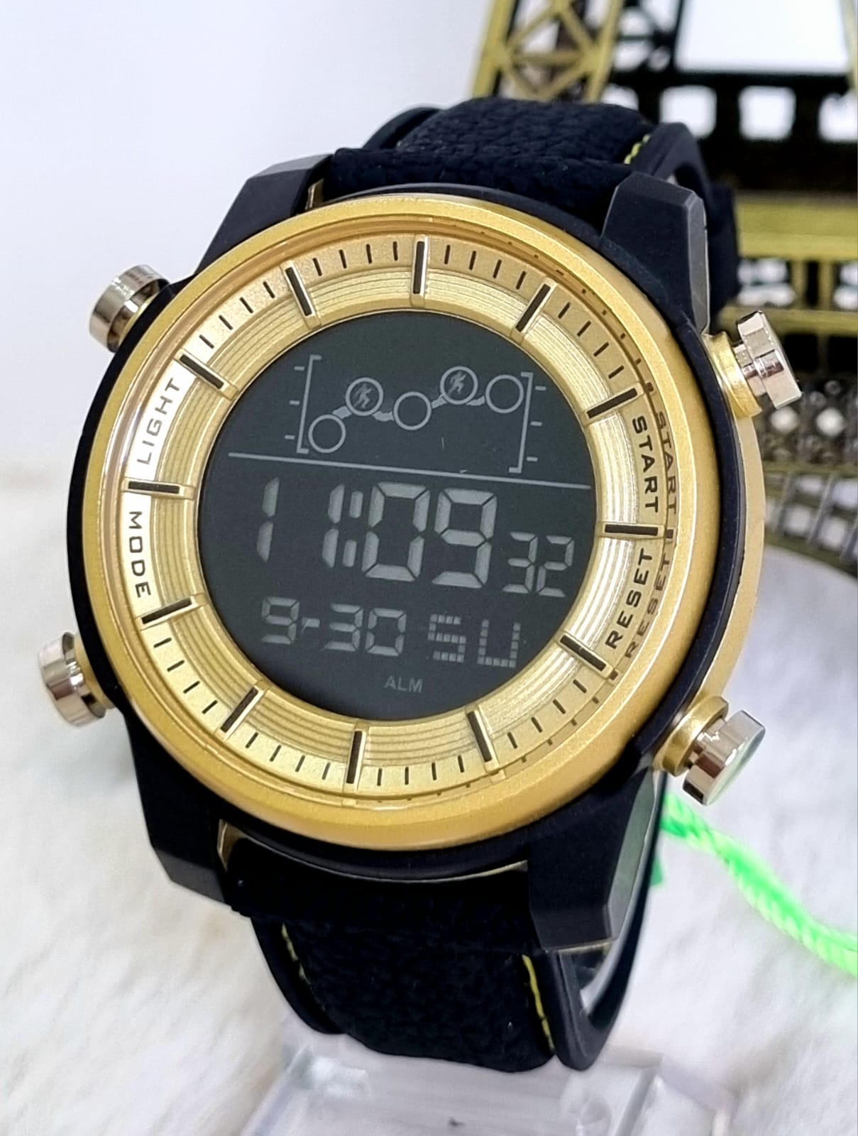 Relógio Smael 1556 Lançamento