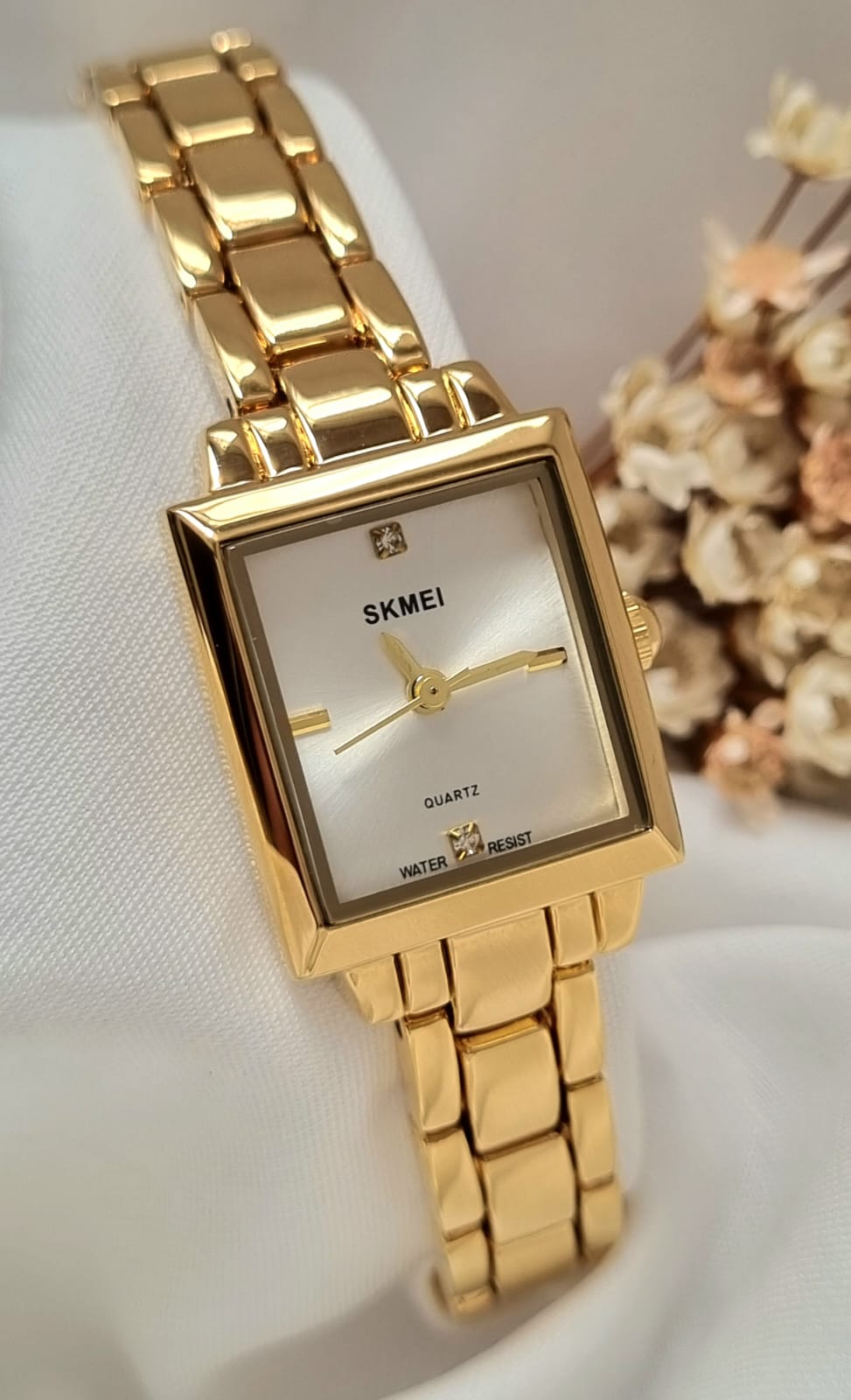 Relógio Feminino Dourado SKMEI 14072