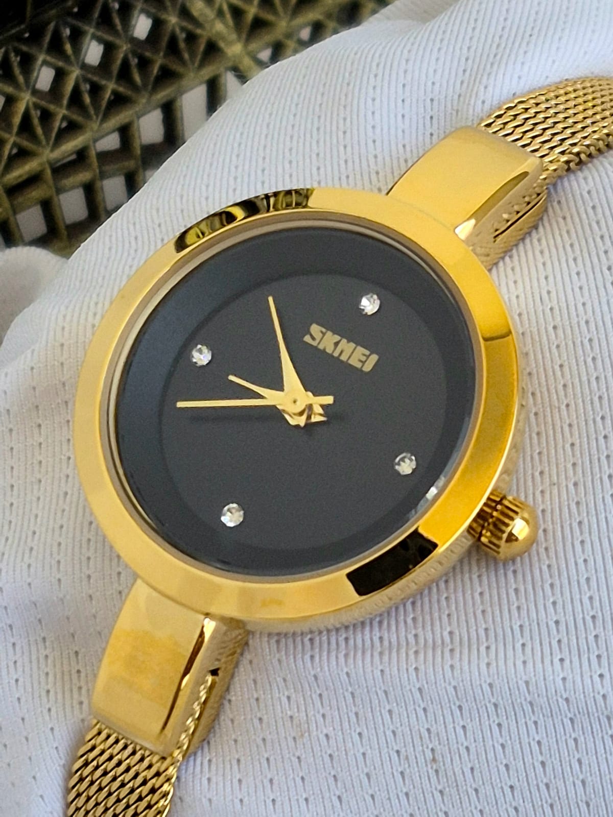 Relógio Feminino Dourado SKMEI 1790P