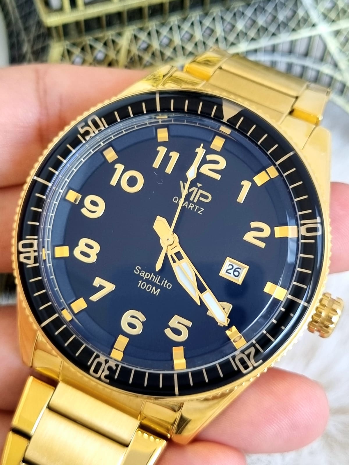 Relógio Banhado a Ouro VIP MH9232