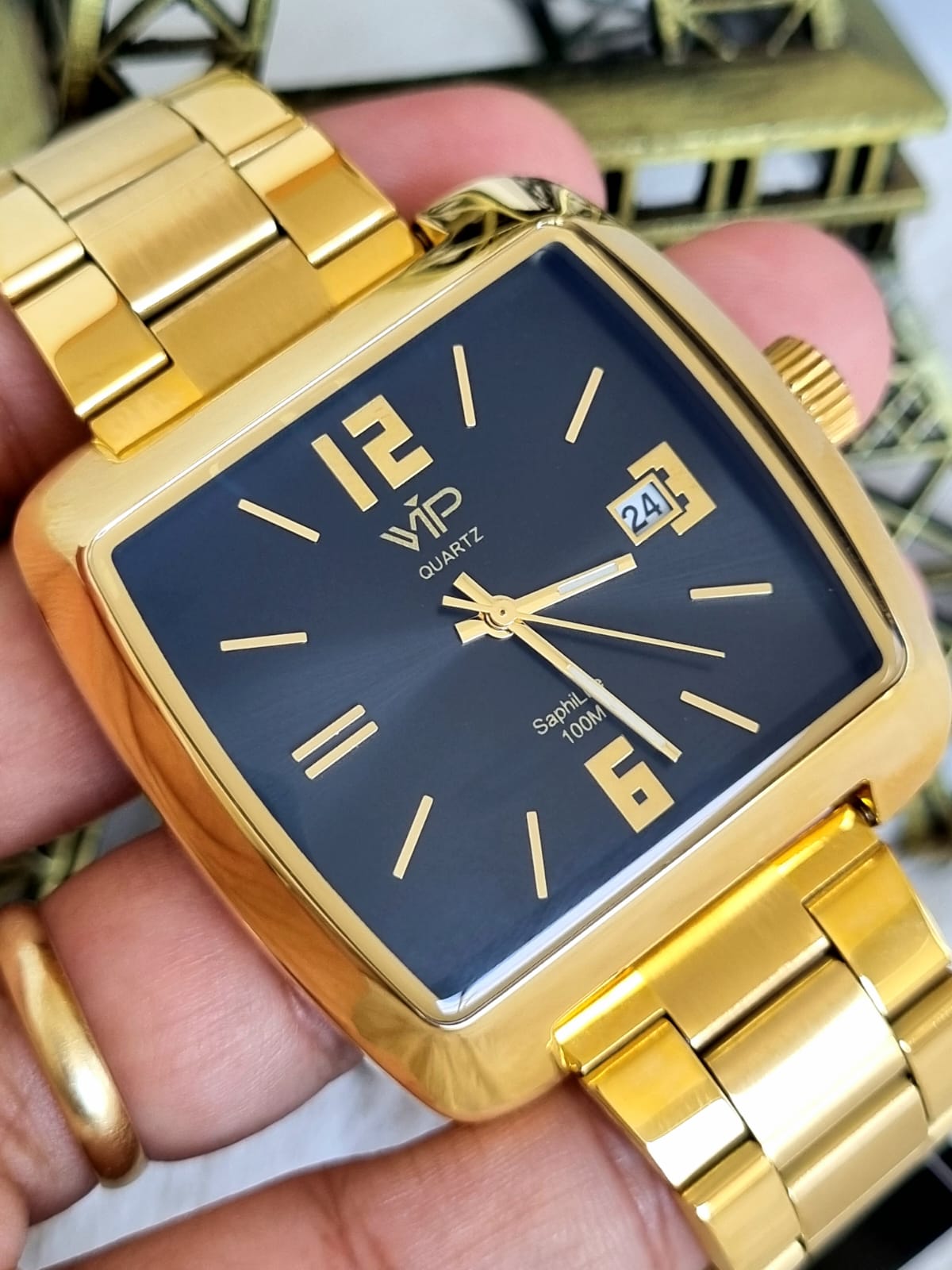 Relógio Banhado a Ouro VIP MHO2138P