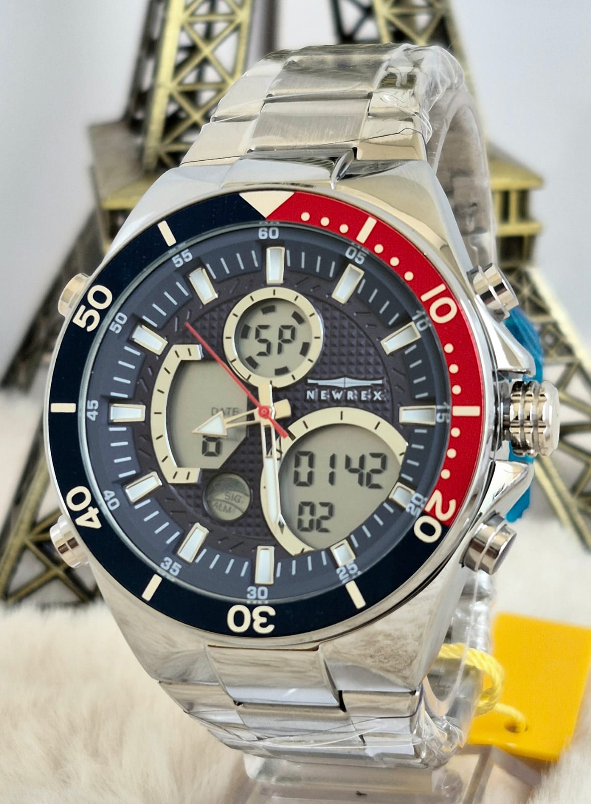 Relógio Dourado Newrex 1171