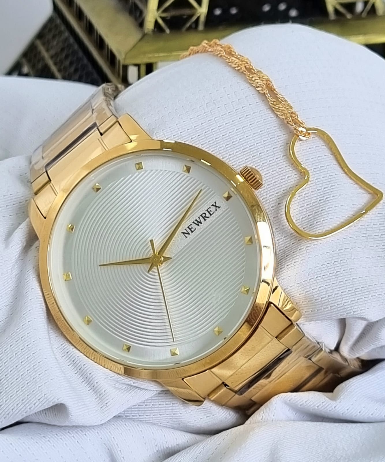 Relógio Newrex Feminino Dourado W1664GK2