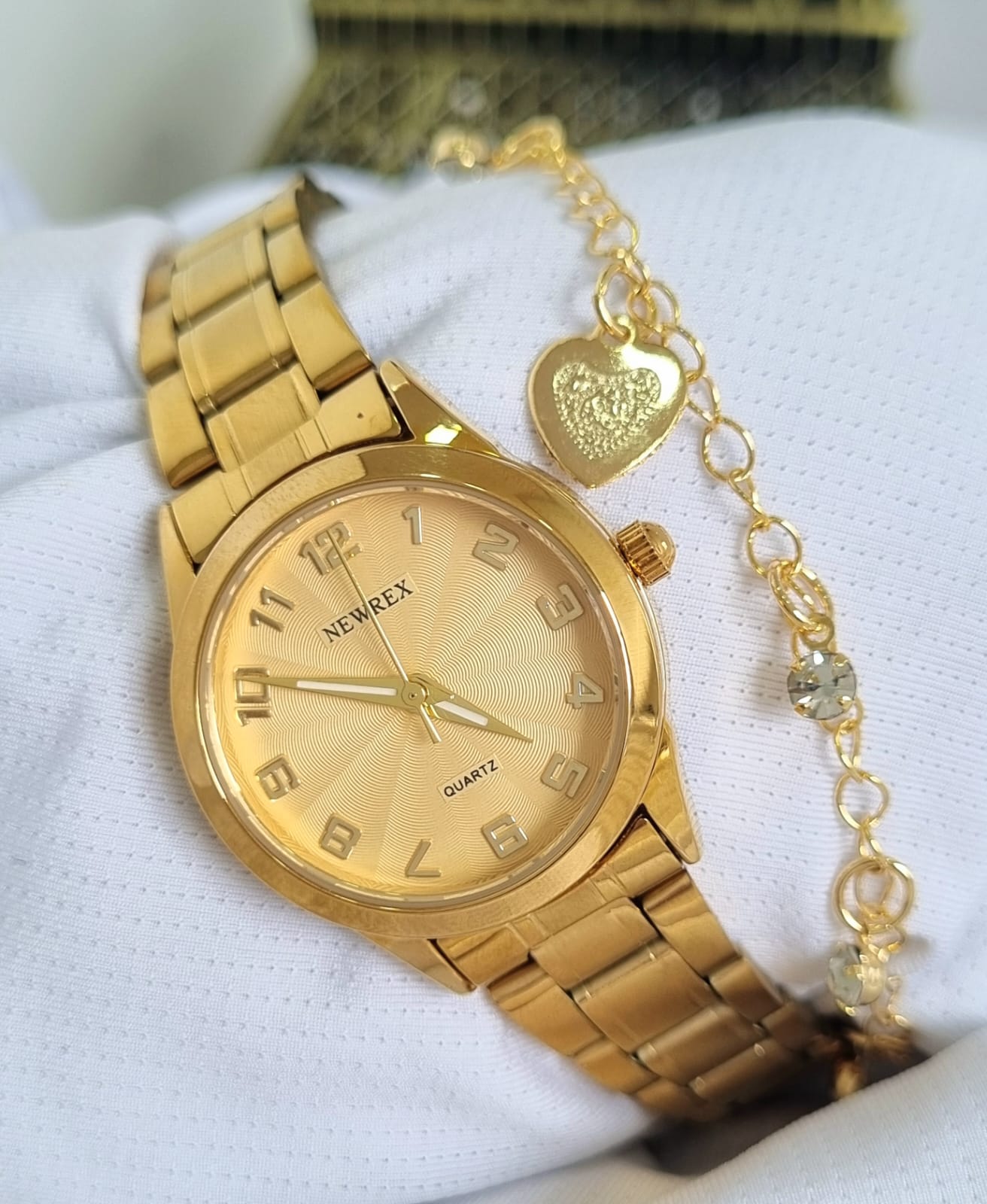 Relógio Newrex Feminino Dourado W1692L