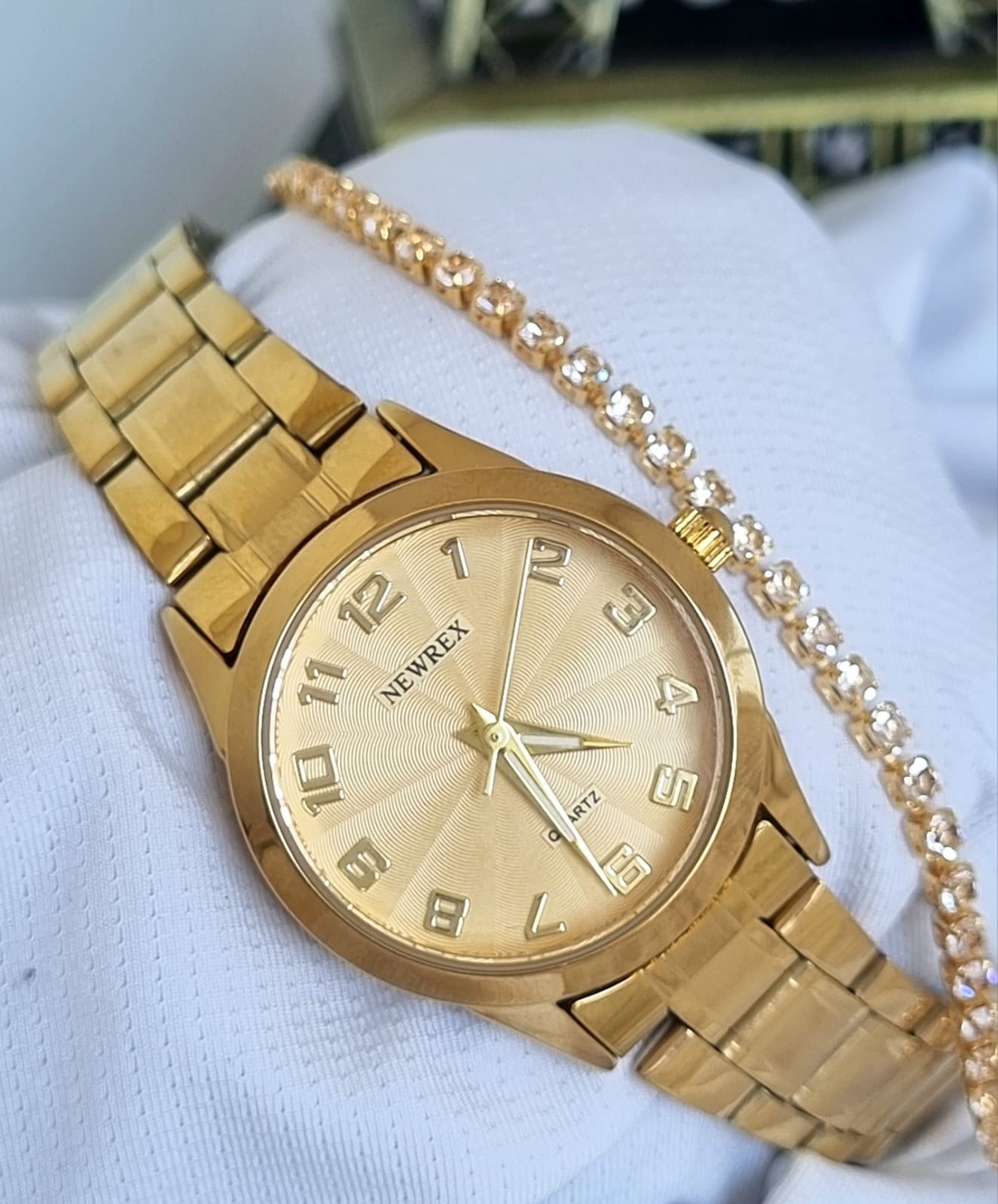 Relógio Newrex Feminino Dourado W1692LK1
