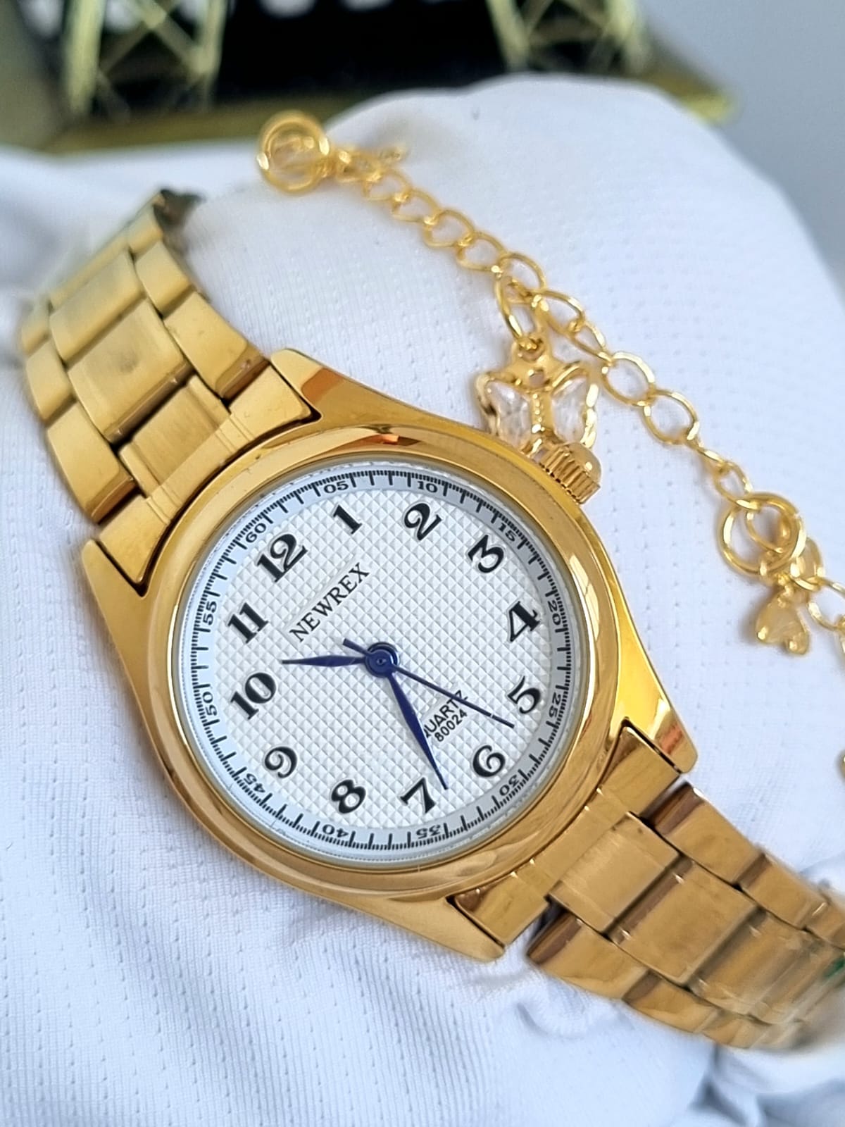 Relógio Newrex Feminino Dourado W1694lK2