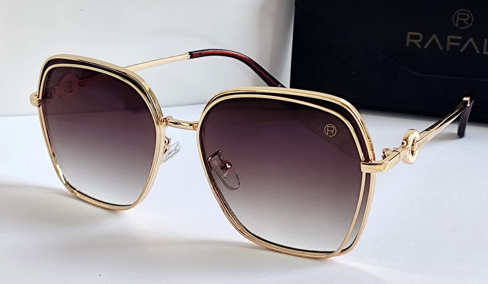 Óculos Sólar Feminino 2468