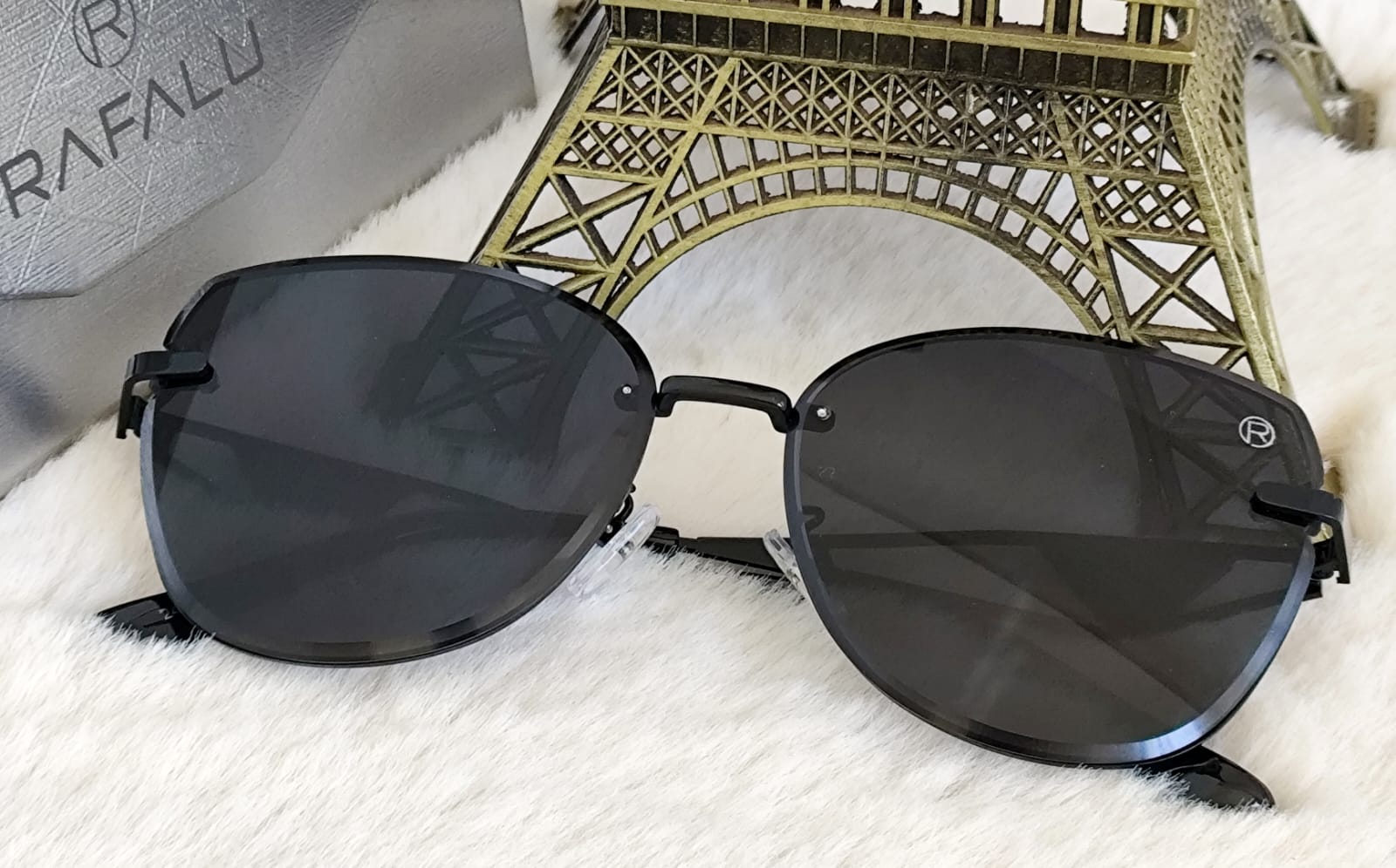 Óculos Sólar Feminino 2477 Preto