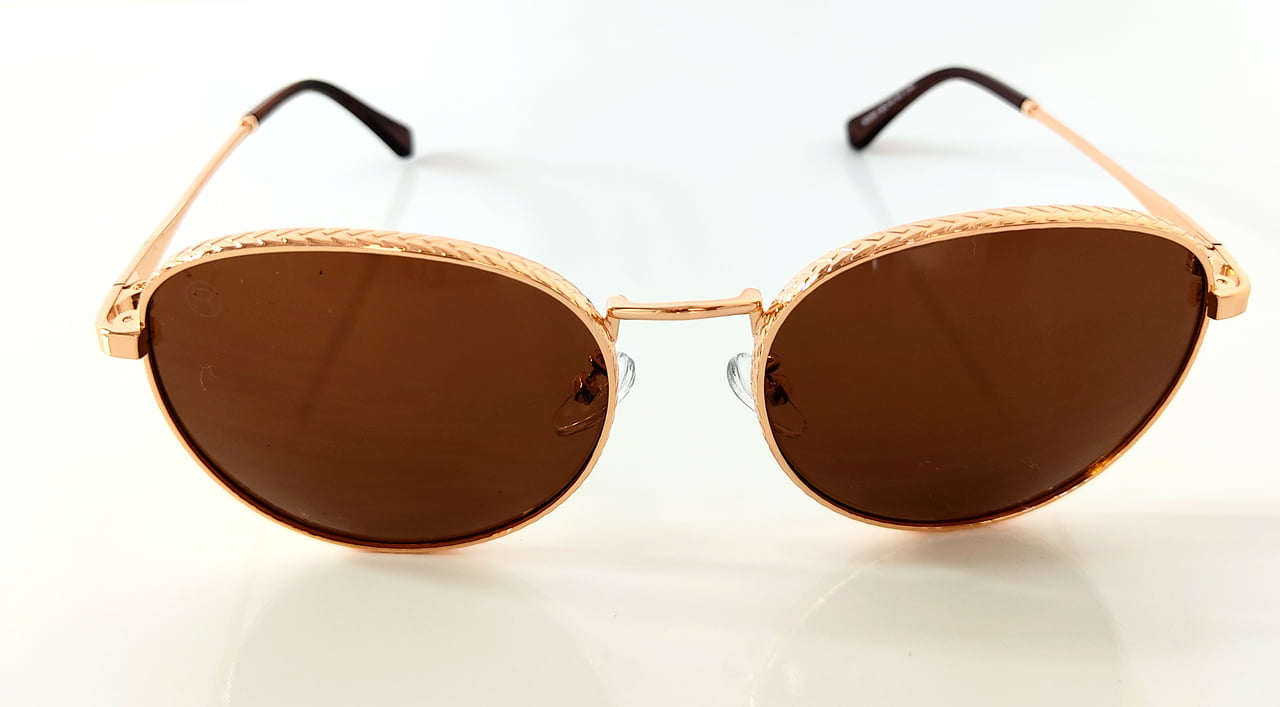 Óculos Solar Feminino Modelo Arredondado Rafalu R20550 C345