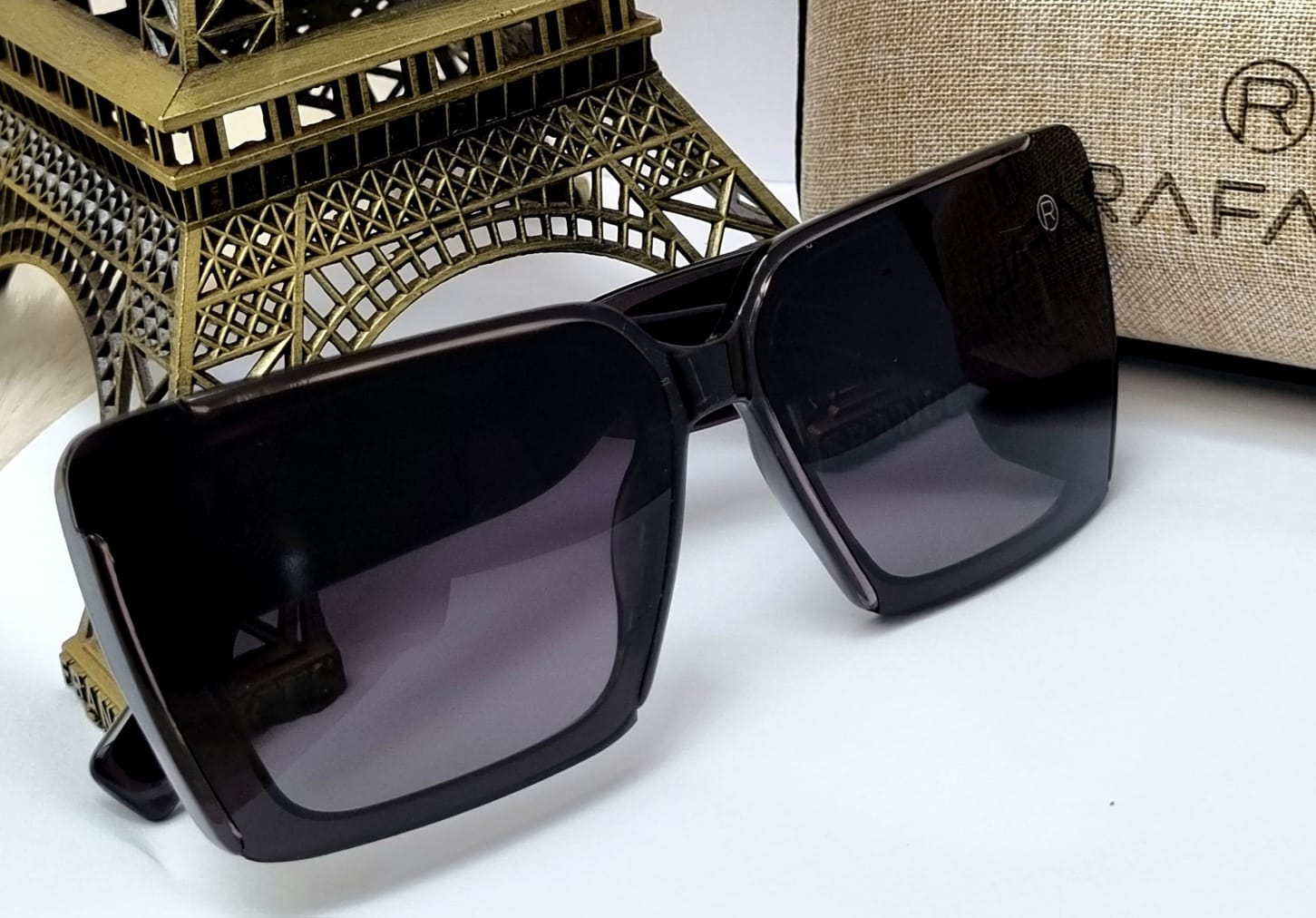 Óculos Solar Feminino Rafalu Premium M176 C5