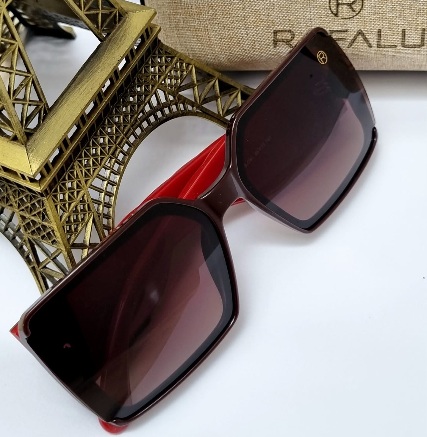 Óculos Solar Feminino Rafalu Premium M9259 C81 