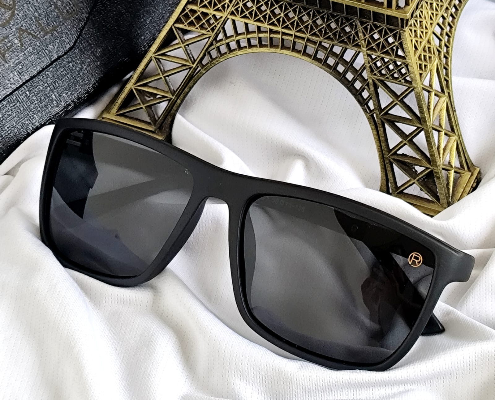 Óculos Solar Masculino Rafalu 6078PC1